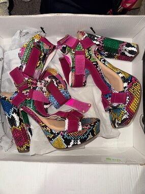 Fashion Nova Multicolor Snake-Print Platform Heels with Fuchsia Straps